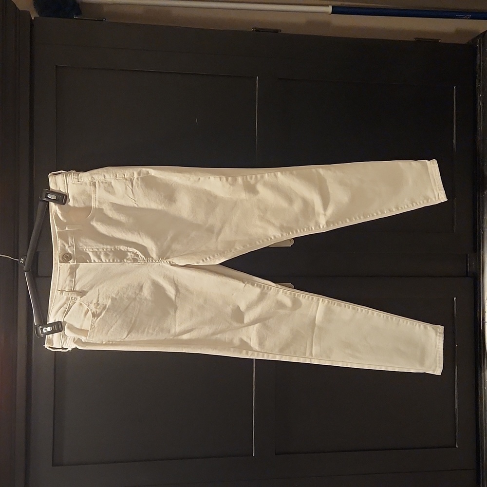 SO White Highrise Ultimate Jeggings SZ 17(Juniors)